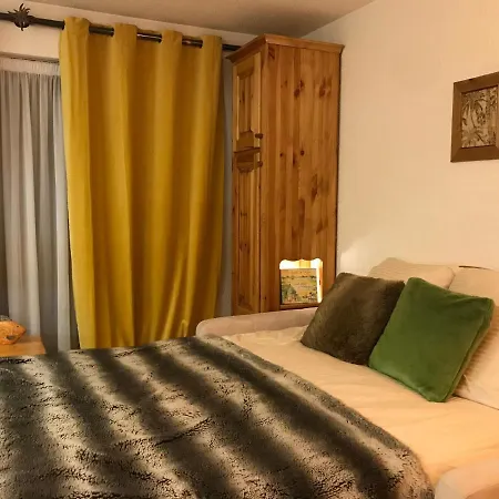 Nid Douillet A La Louvee Apartmán